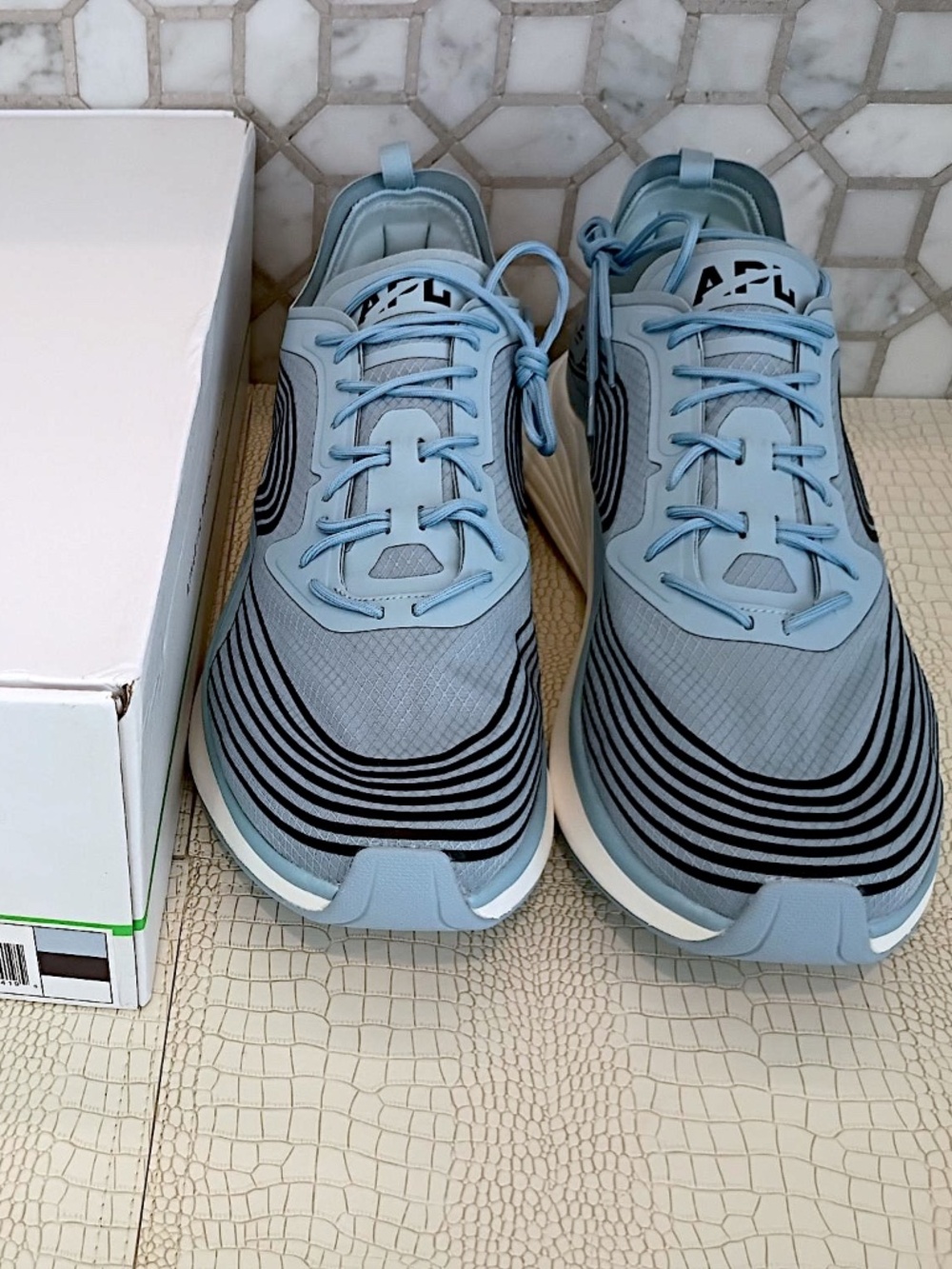 Rare Brand New In Box Men's Streamline Ice Blue/Midnight/White 14 US 48.5 EU